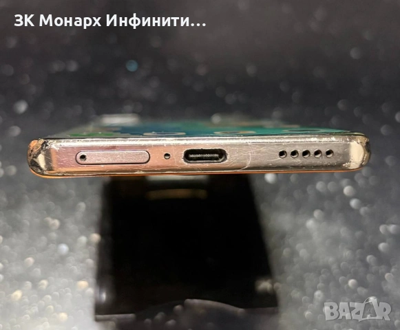 Телефон Honor Magic 6 5G / 256GB / 8GB RAM / спукан дисплей, снимка 6 - Други - 54034630