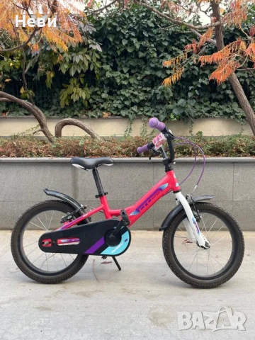 Детски велосипед CROSS DAISY 16 с помощни гуми за момиче