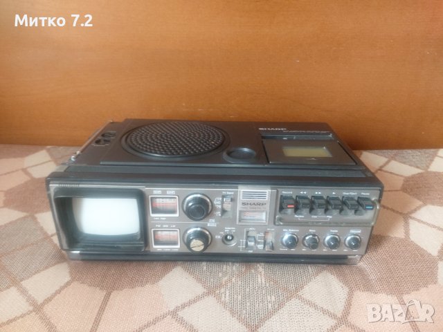 Стар радио касетофон TV Sharp 5p-27g, снимка 2 - Радиокасетофони, транзистори - 40322953
