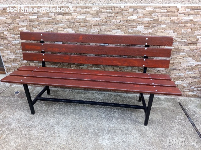 градинска пейка