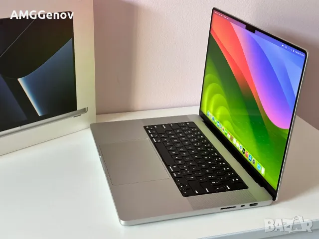 Чисто Нов 16.2'Macbook Pro 16 2023/M2 Pro/16GB DDR5 6400Mhz/512GB SSD/, снимка 5 - Лаптопи за работа - 48881570