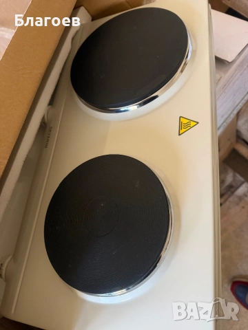 Двоен електрически котлон Severin DK 1042 бързо затопляне 2500W, 3,9кг, снимка 2 - Котлони - 53205434