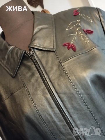 ЕСТЕСТВЕНАКОЖА черно дамско късо сако с бродерия, снимка 3 - Сака - 47537731