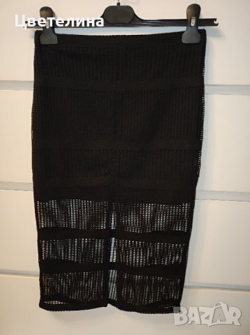 Дамска черна пола с мрежа размер S цена 20 лв., снимка 1 - Поли - 42769672