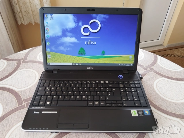 Лаптоп Fujitsu LifeBook A512