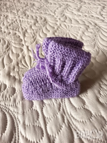 Бебешки терлици ръчно плетени