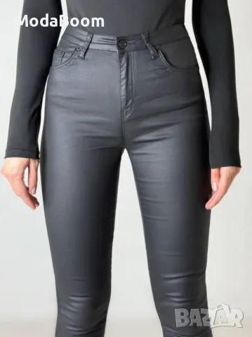 Дамски промазан панталон, снимка 2 - Панталони - 48704357