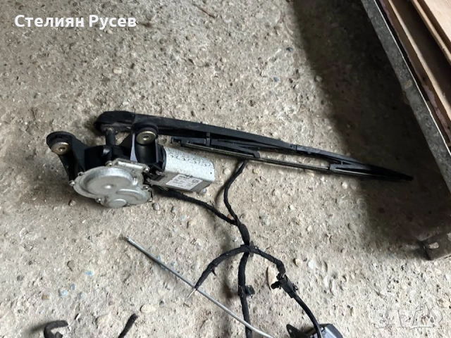 задно рамо чистачка , брава, мотор чистачка за Fiat Stilo 1.6i бензин - задно рамо чистачка 10 лв ил, снимка 6 - Части - 52036685