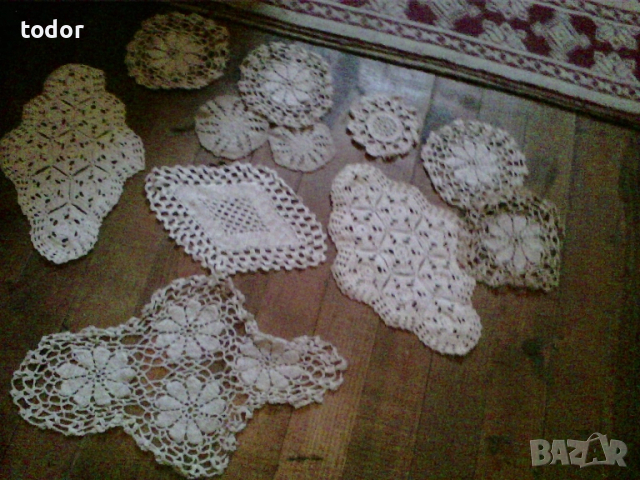 продавам 10бр.декорации ръчно плетени