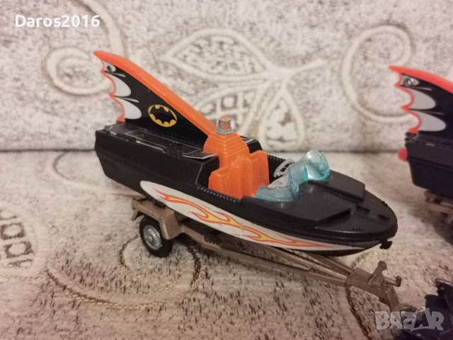 Колекционерски колички Corgi Batman , снимка 7 - Колекции - 39641729
