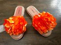 Дамски оранжеви чехли с цветя, снимка 1 - Чехли - 42166844