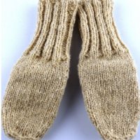 Вълнени чорапи домашно плетиво, снимка 2 - Други - 38236294