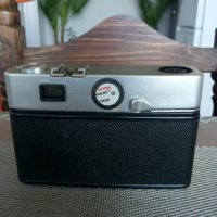 Продавам стари фотоапарати-2 броя.ФРГ(немски).Обявената цена е за двата., снимка 6 - Колекции - 42253764