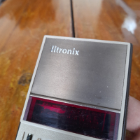 Стар калкулатор Litronix, снимка 3 - Други ценни предмети - 44635551