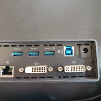 Докинг станция Lenovo ThinkPad USB 3.0 Dock model No DU90119D1, снимка 4 - Части за лаптопи - 44511156