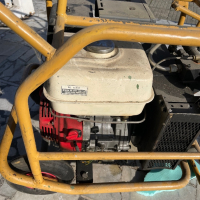 JCB хдравличен чук с агрегатна станция Хонда двигател , снимка 1 - Хидравлични и пневматични чукове - 44726701
