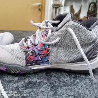 Страхотни маратонки Nike Kyrie 5 , снимка 10 - Маратонки - 35202298