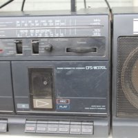 Радио касетофон ''Sony'', снимка 4 - Антикварни и старинни предмети - 40750189