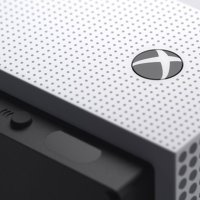Конзола Xbox ONE S ,1 TB ,2 контролера ,2г Гаранция ,Бяла 490 лв., снимка 2 - Xbox конзоли - 42823460