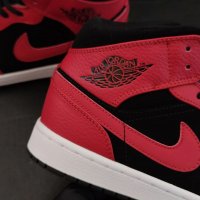 Nike Air Jordan 1 Mid SE Reverse Red Червени Черни Нови Оригинални Обувки Кецове Размер 42 Номер , снимка 4 - Други - 38584769