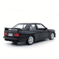 BMW E30 M3, снимка 1 - Коли, камиони, мотори, писти - 44768340