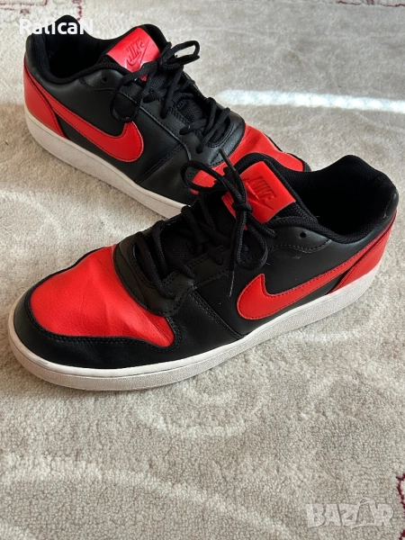 Nike court borough low 2 червено с черно, снимка 1