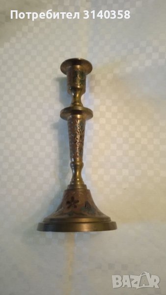 Индийски гравиран свещник от бронз, снимка 1