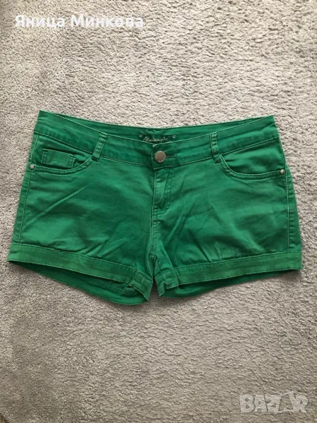 Дамски къси панталони, снимка 1