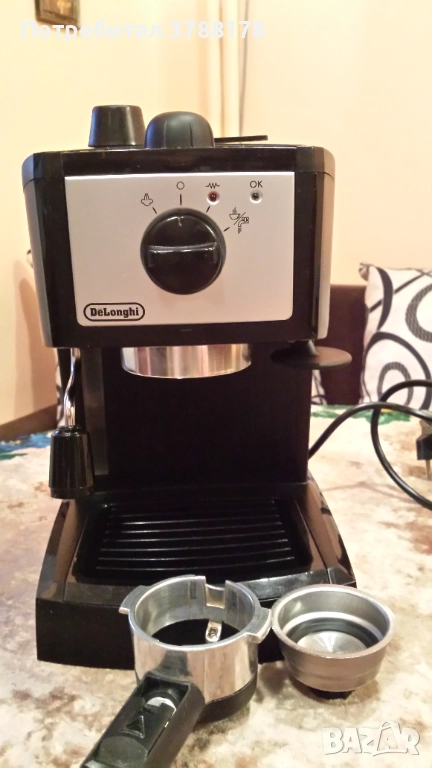 Продавам кафе машина Delonghi_EC151, снимка 1