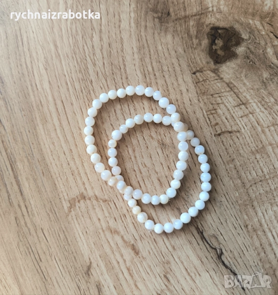 Гривна от Седеф 4 мм., снимка 1