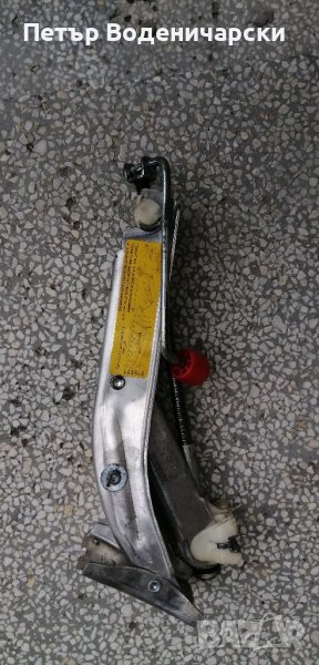 Крик Ауди AUDI VW OEM 4d0 011 031 D Изпращам с куриер до адрес Без коментар на цената , снимка 1