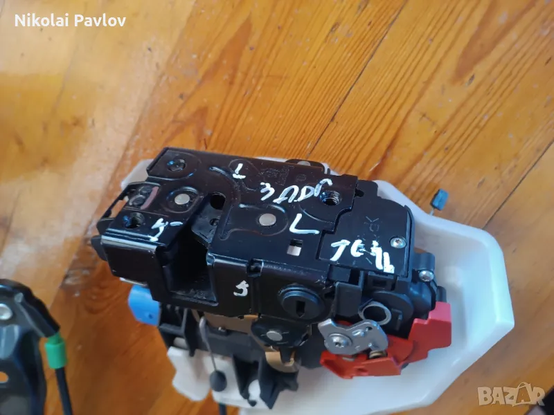 задна лява браво и стъклоповдигач за Фолксваген голф 5, снимка 1