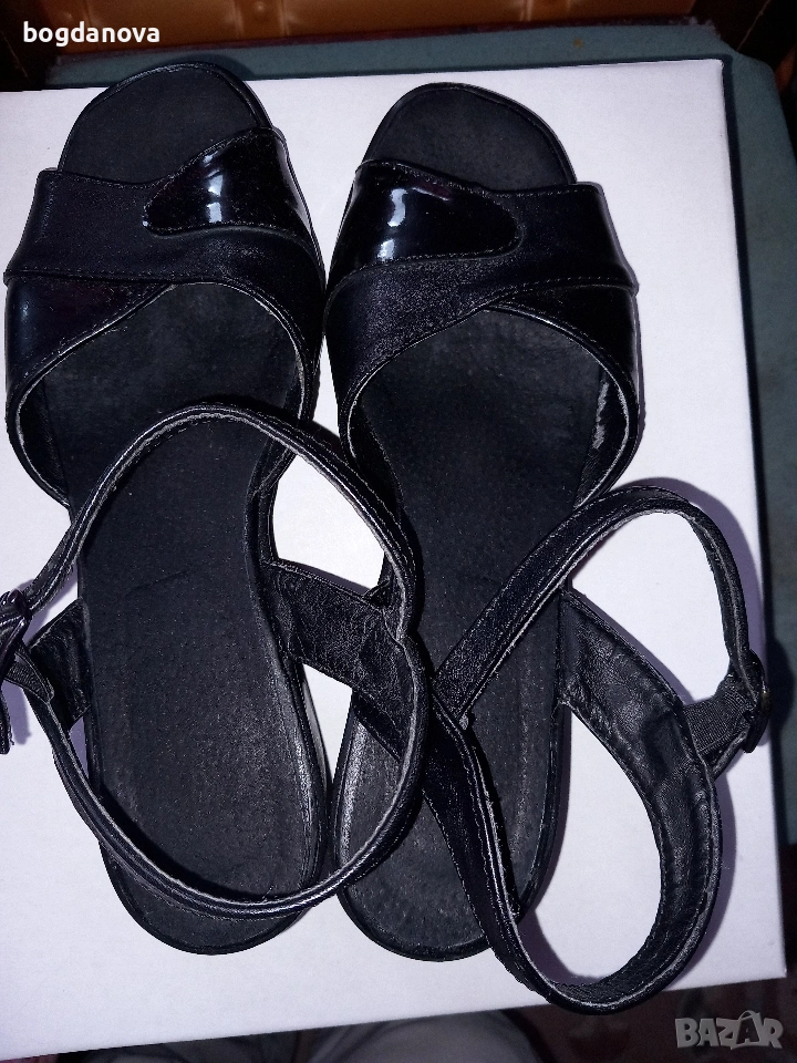 Летни елегантни черни сандали от естествена кожа с лак, 39 номер, снимка 1