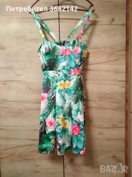 продавам рокля, снимка 1