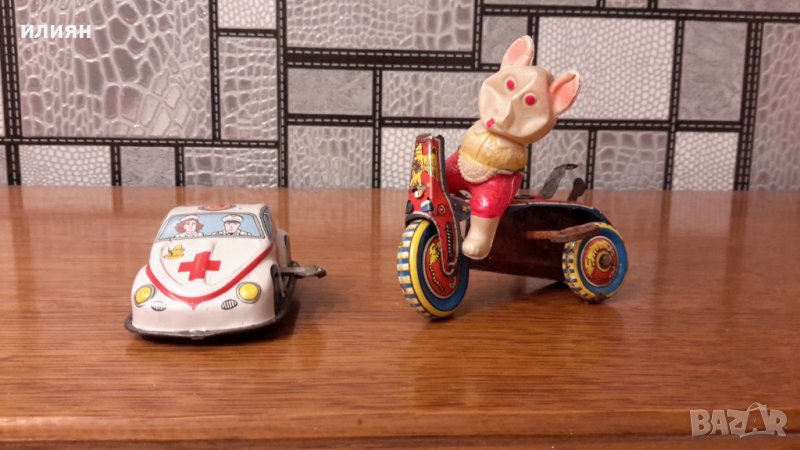 Тенекиени играчки имат забележки и не работят 20лв за брой , снимка 1