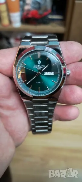 Качествен мъжки водоустойчив часовник със зелен циферблат,нов, снимка 1