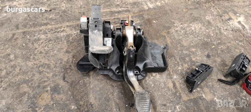 Конзола педали 55703354 Opel Corsa D - 100лв, снимка 1