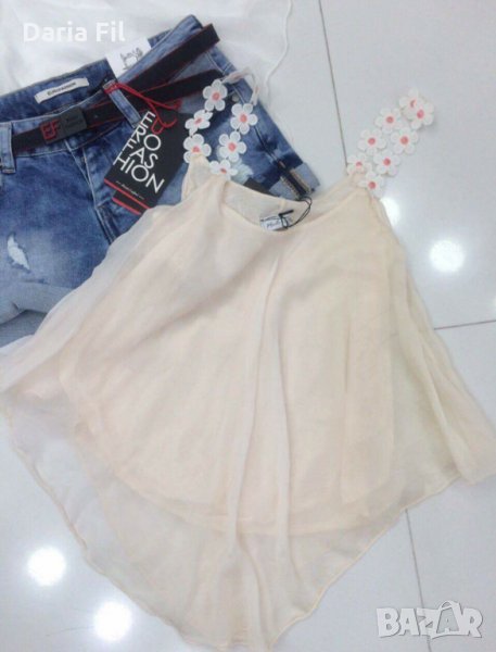 УНИКАЛНО КРАСИВ бледорозов топ с презрамки - розови цветчета, снимка 1