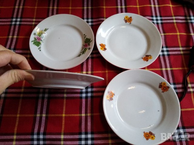 4броя плитки чинии с диаметър 18.8 см, снимка 2 - Чинии - 35288680