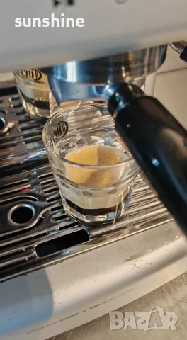 ВИДЕО * Еспресо машина Breville Barista Max+ | Tap&Go мелачка | Tаймер| Италианска помпа 15b, снимка 9 - Кафемашини - 56062752