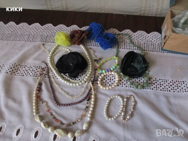 Покривки /брошки /колие, снимка 7 - Покривки за маси - 44025430