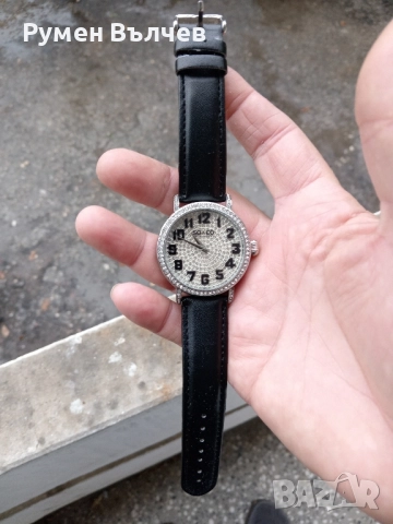 дамски часовник с камъчета: So&Co New York, снимка 2 - Дамски - 51971876