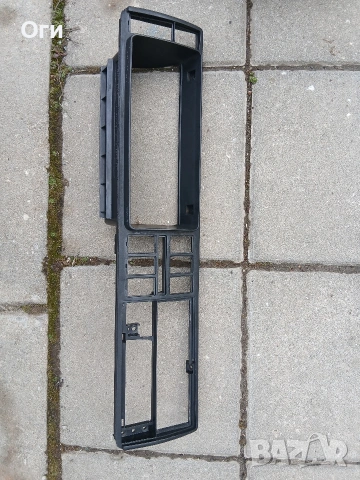 Рамка около километража за Голф 2 и Джета