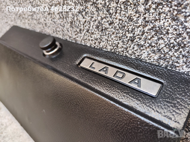 Капак за жабка ВАЗ 2105, снимка 2 - Части - 52354757