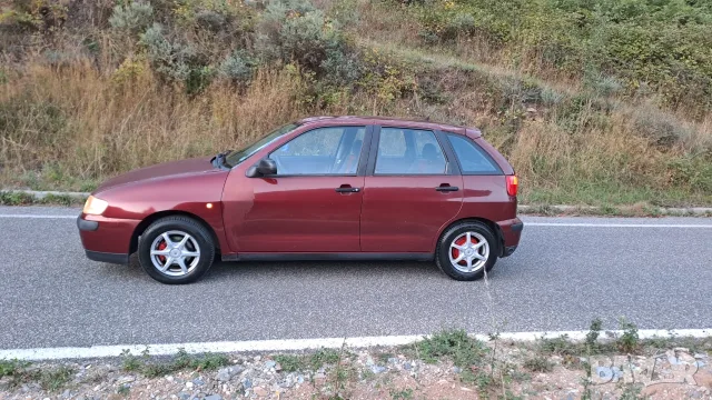 Сеат IBIZA 1.4 газ.инж., снимка 4 - Автомобили и джипове - 56081560