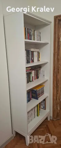 Продавам библиотека IKEA Idanas