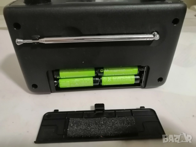 DAB /FM радио Roberts Play11, снимка 5 - Радиокасетофони, транзистори - 52850097