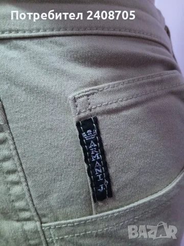 Оригинални дамски дънки Armani , снимка 4 - Дънки - 55948905
