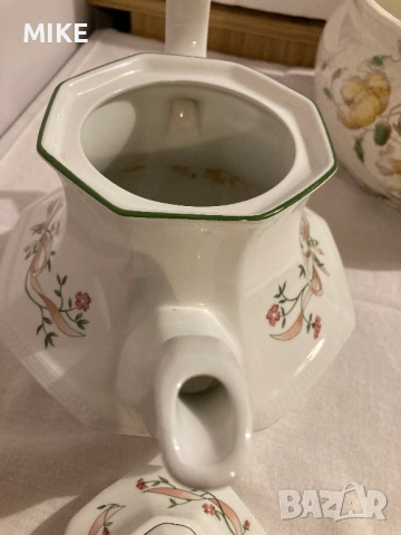 Винтидж чайник и гърне/саксия, снимка 4 - Антикварни и старинни предмети - 52338554