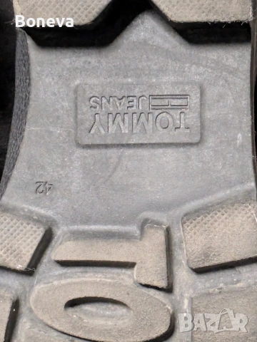 Tommy Hilfiger Chelsea 42, снимка 2 - Мъжки боти - 54343765